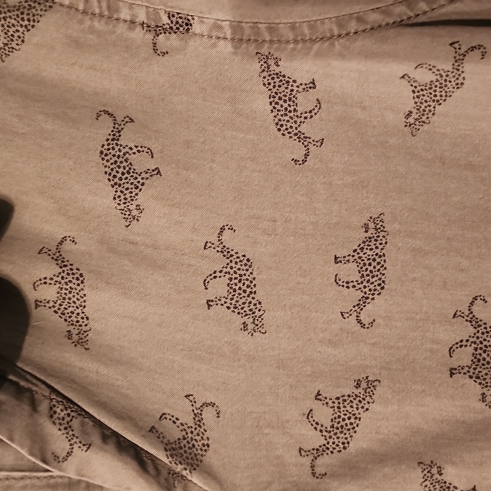 Jane and Delancey cheetah print top - Picture 2 of 7
